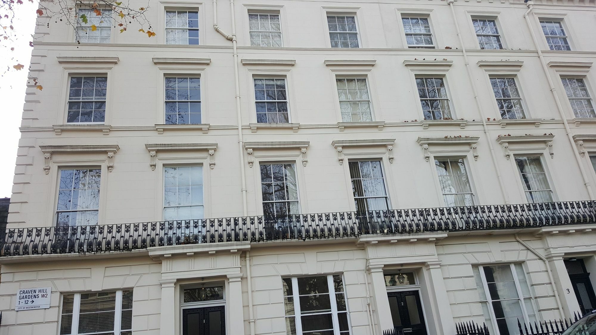 1 Craven Hill Gardens Aparthotel London Exterior photo